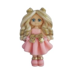 Фигурка из шоколадной глазури "Кукла в розовом платье 2D" 