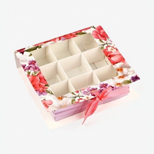 Коробка на 9 конфет с пластиковой крышкой "Самой прекрасной" 14,5х13,5х3,5 см 10531966