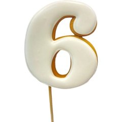 Пряник-цифра "6" с белой глазурью 
